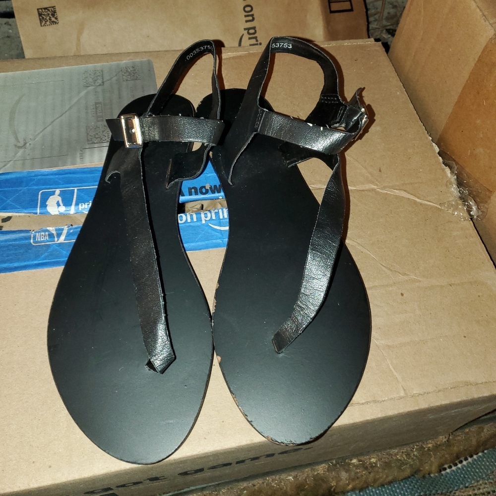 Forever 21 Black Sandals